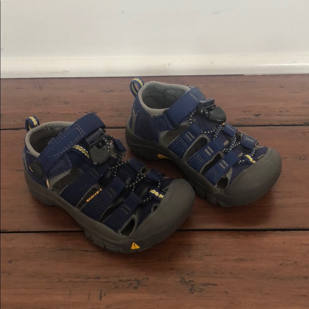 Keen Baby Boy Toddler Shoes Size 8